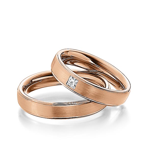 Paar klassische Trauringe/Eheringe in Rotgold 585 mit zus. 0,1 ct. Prinzess-Diamant tw, si von Steinberg - Q-1364-10 Paar klassische Trauringe/Eheringe in Rotgold 585 mit zus. 0,1 ct. Prinzess-Diamant tw, si von Steinberg - Q-1364-10