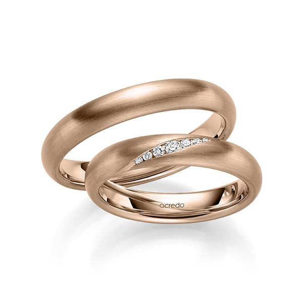 Pair classic wedding bands in outside Red gold 14K (585/1000) , inside Red gold 14K (585/1000) with in total 0,081 ct. brilliant tw,si by acredo - A-1953-7 Pair classic wedding bands in outside Red gold 14K (585/1000) , inside Red gold 14K (585/1000) with in total 0,081 ct. brilliant tw,si by acredo - A-1953-7