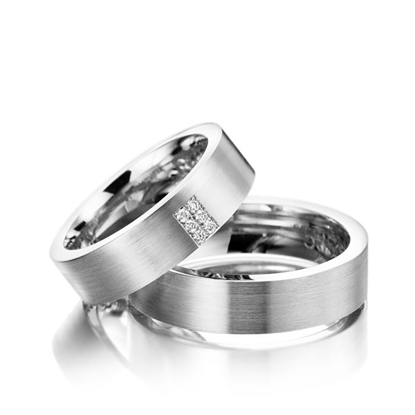 Pair classic wedding bands in White gold 14K (585/1000) with in total 0,06 ct. brilliant tw,si by Eternal Touch - Y-1130-5 Pair classic wedding bands in White gold 14K (585/1000) with in total 0,06 ct. brilliant tw,si by Eternal Touch - Y-1130-5