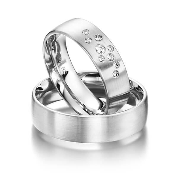 Pair classic wedding bands in White gold 14K (585/1000) with in total 0,114 ct. brilliant tw,si by acredo - S-1121-4 Pair classic wedding bands in White gold 14K (585/1000) with in total 0,114 ct. brilliant tw,si by acredo - S-1121-4