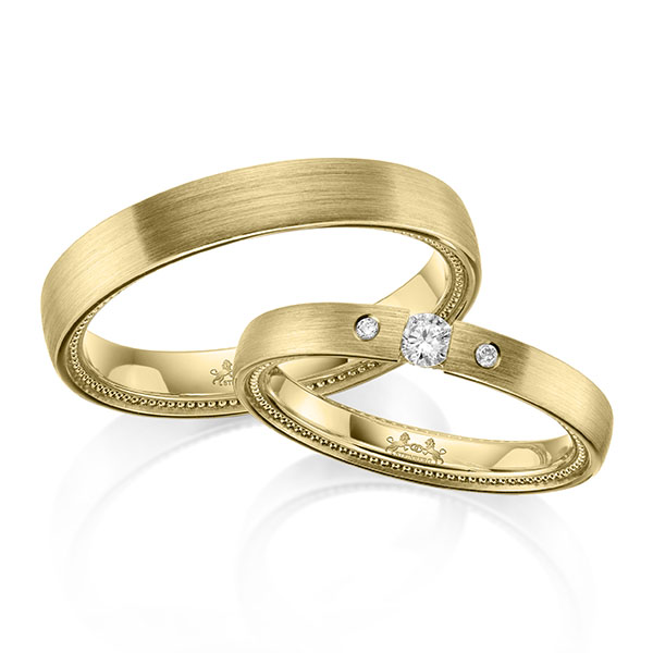 Pair classic wedding bands in Yellow gold 14K (585/1000) with in total 0,1 ct. brilliant tw,si by Steinberg - Q-1721-3 Pair classic wedding bands in Yellow gold 14K (585/1000) with in total 0,1 ct. brilliant tw,si by Steinberg - Q-1721-3