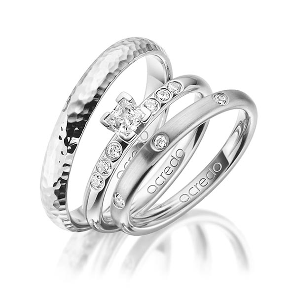Set in Weissgold 585 mit zus. 0,46 ct. Brillant & Prinzess-Diamant tw, si tw, vs von acredo - A-1421-8 Set in Weissgold 585 mit zus. 0,46 ct. Brillant & Prinzess-Diamant tw, si tw, vs von acredo - A-1421-8