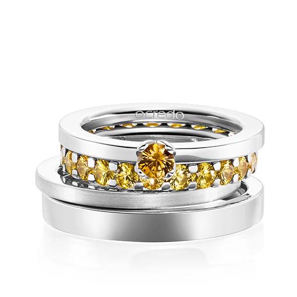 Set in witgoud 14 kt. met in totaal 2,32 ct. Briljant Saffier Geel van acredo - A-1986-2 Set in witgoud 14 kt. met in totaal 2,32 ct. Briljant Saffier Geel van acredo - A-1986-2