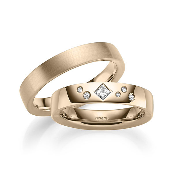 Set klassieke trouwringen in buiten Signature Gold 585 , binnen Signature Gold 585 met in totaal 0,146 ct. Briljant & Princess-Diamant tw/si van acredo - A-2133-9 Set klassieke trouwringen in buiten Signature Gold 585 , binnen Signature Gold 585 met in totaal 0,146 ct. Briljant & Princess-Diamant tw/si van acredo - A-2133-9
