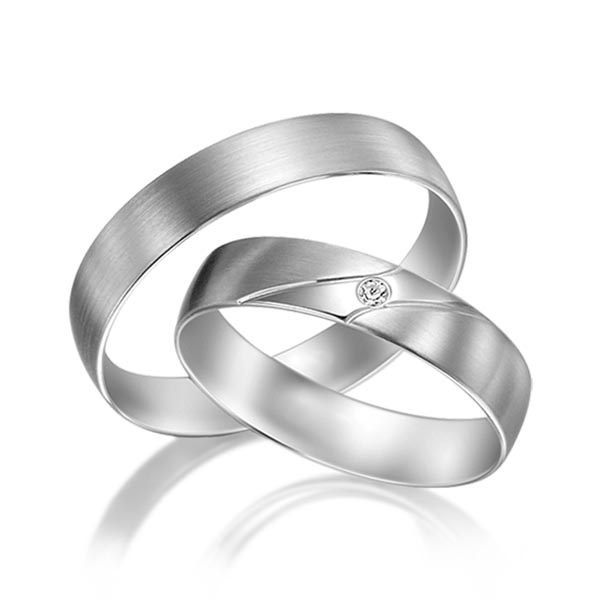Set klassieke trouwringen in grijsgoud 14 kt. met in totaal 0,02 ct. Briljant tw/si van acredo - A-3001-3 Set klassieke trouwringen in grijsgoud 14 kt. met in totaal 0,02 ct. Briljant tw/si van acredo - A-3001-3