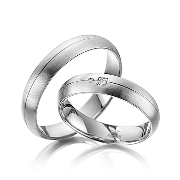 Set Klassieke trouwringen in grijsgoud 14 kt. met in totaal 0,035 ct. Princess-Diamant & Briljant tw/si van acredo - A-4005-4 Set Klassieke trouwringen in grijsgoud 14 kt. met in totaal 0,035 ct. Princess-Diamant & Briljant tw/si van acredo - A-4005-4