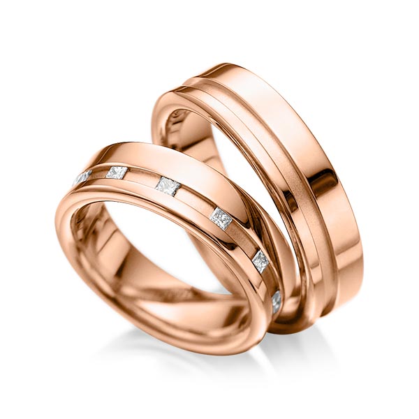 Set Klassieke trouwringen in roodgoud 14 kt. met in totaal 0,36 ct. Princess-Diamant tw/si van acredo - A-1024-6 Set Klassieke trouwringen in roodgoud 14 kt. met in totaal 0,36 ct. Princess-Diamant tw/si van acredo - A-1024-6