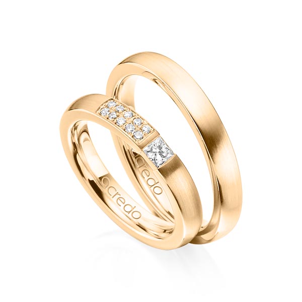 Set klassieke trouwringen in roségoud 14 kt. met in totaal 0,25 ct. Princess-Diamant & Briljant tw/si van acredo - A-1292-4 Set klassieke trouwringen in roségoud 14 kt. met in totaal 0,25 ct. Princess-Diamant & Briljant tw/si van acredo - A-1292-4