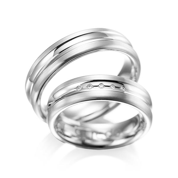 Set Klassieke trouwringen in witgoud 14 kt. met in totaal 0,025 ct. Briljant tw/si van acredo - A-1048-1 Set Klassieke trouwringen in witgoud 14 kt. met in totaal 0,025 ct. Briljant tw/si van acredo - A-1048-1