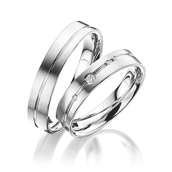 Set Klassieke trouwringen in witgoud 14 kt. met in totaal 0,045 ct. Briljant tw/si van acredo - A-3007-1 Set Klassieke trouwringen in witgoud 14 kt. met in totaal 0,045 ct. Briljant tw/si van acredo - A-3007-1