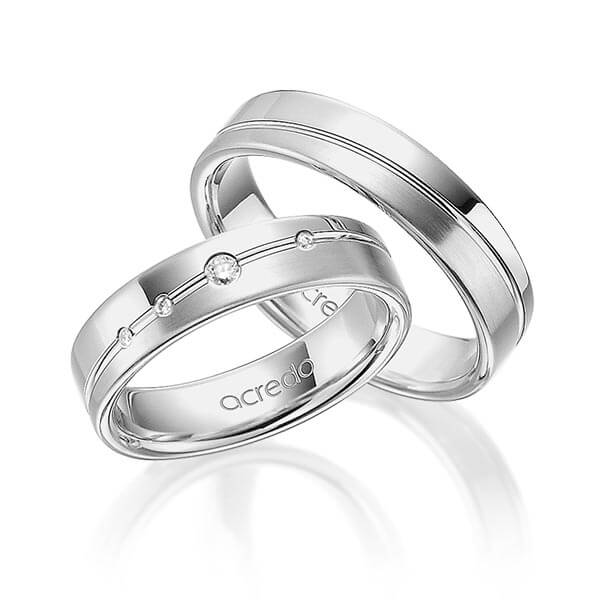 Set Klassieke trouwringen in witgoud 14 kt. met in totaal 0,04 ct. Briljant tw/si van acredo - A-3007-2 Set Klassieke trouwringen in witgoud 14 kt. met in totaal 0,04 ct. Briljant tw/si van acredo - A-3007-2